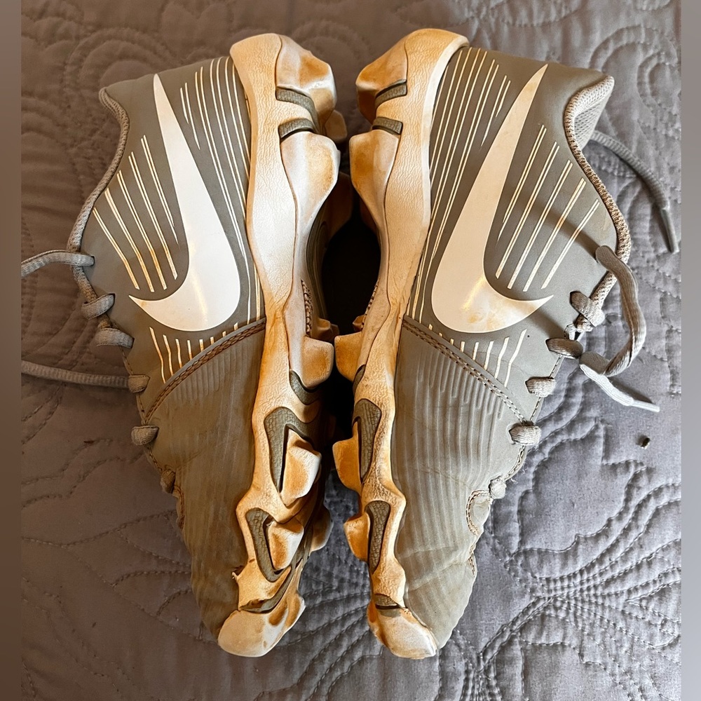 Nike fast flex, Girls softball cleats size 3 youth